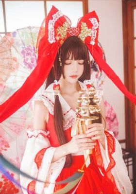 和漂亮老师做爰_BD国语神马影院手机在线